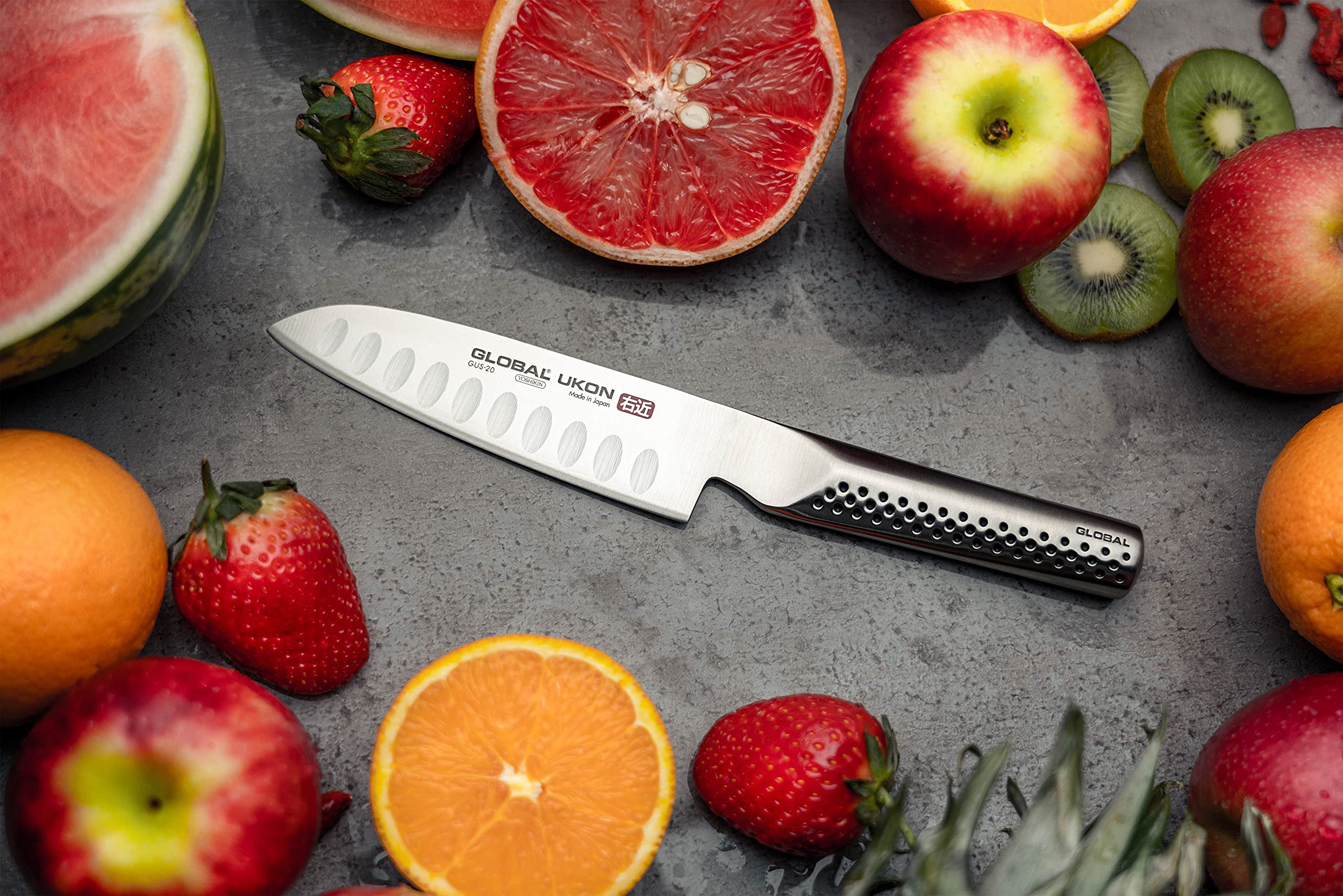 Global Ukon GUS-20-5" Hollow Ground Santoku Knife - Image 3